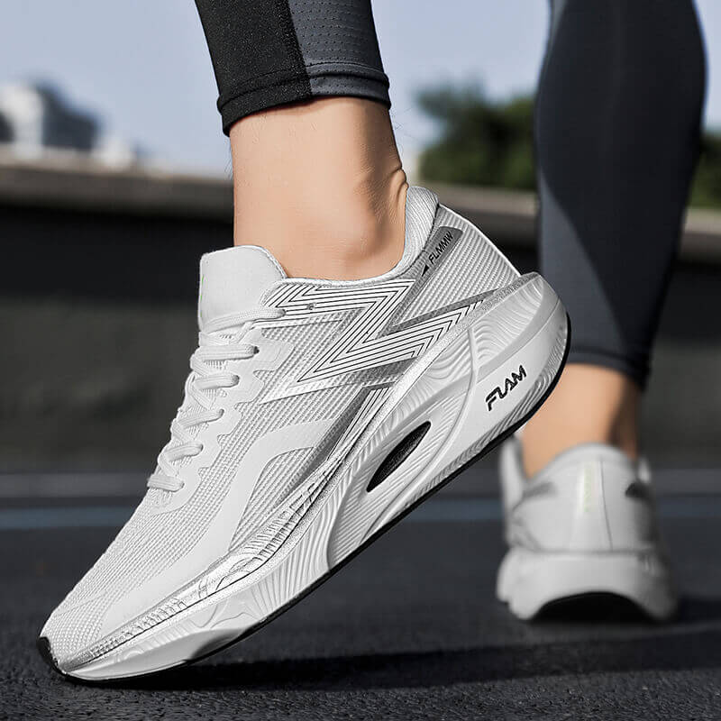 Tênis de corrida masculino