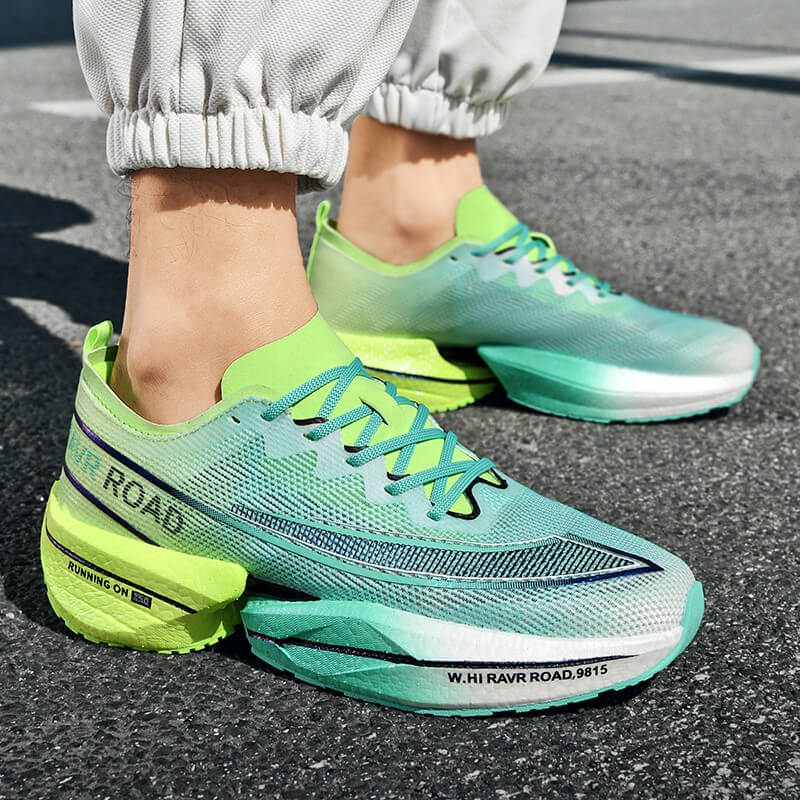 Tênis de corrida masculino